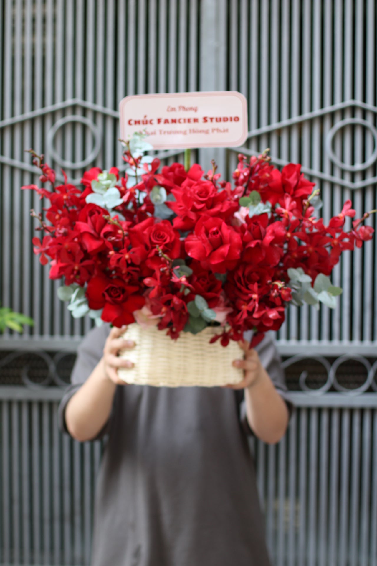 Enchanted Garden Basket — GH823