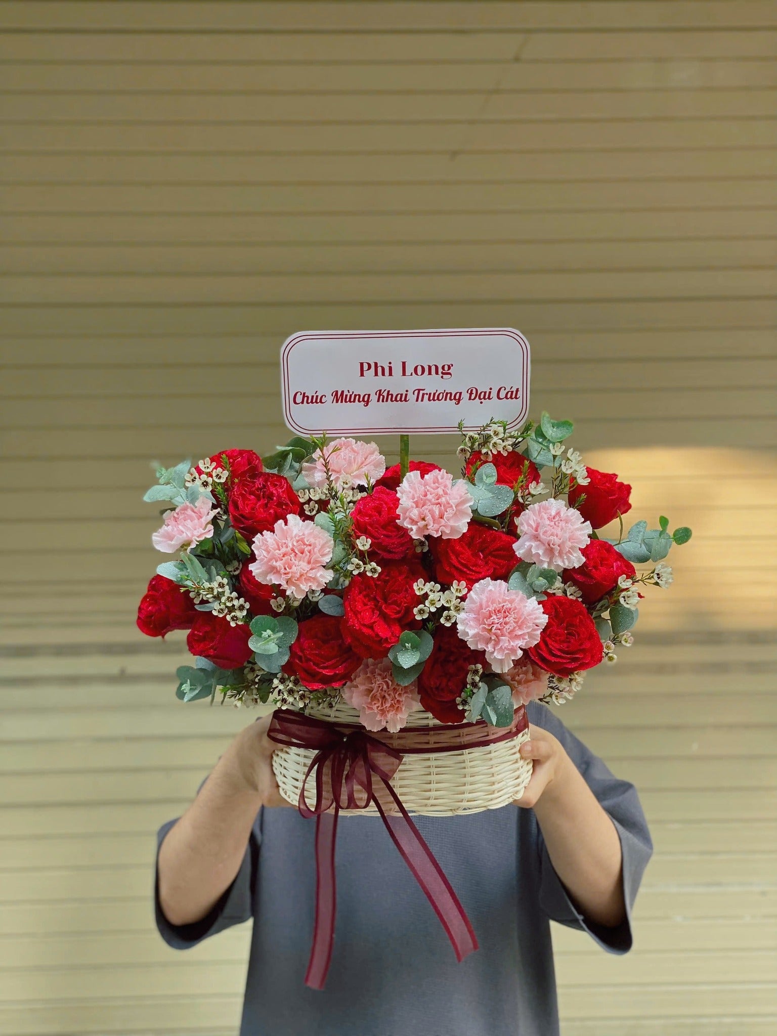 Classic Floral Basket — GH855